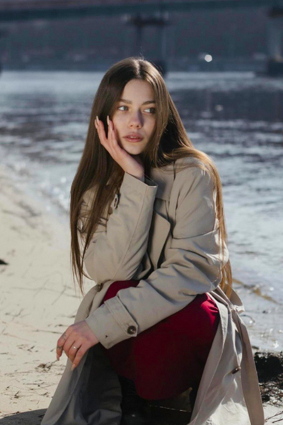 Alona