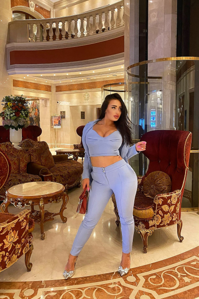 Larisa