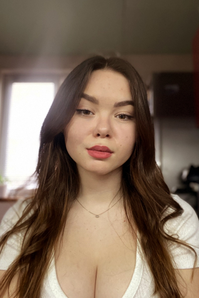 Natalia, 20